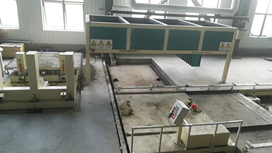 陶粒混凝土內墻生產設備-蒸壓陶粒內墻板制造選用瑪納專業生產設備M07陶粒墻板生產線